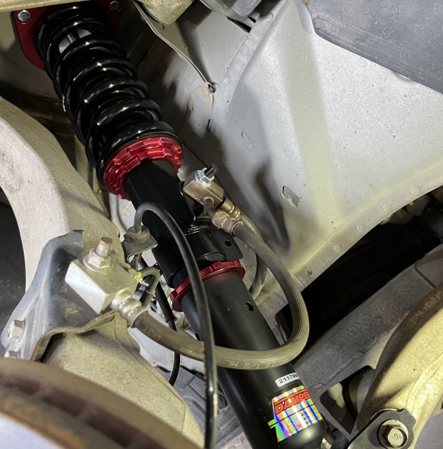フェアレディZ34に持ち込みの新品ブリッツ車高調を取り付け完了！