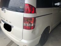 業者様からの修理依頼!トヨタノア 凹んでしまったリアフェンダー板金塗装!