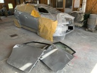 Wさまのトヨタプリウスアルファ  走行中の接触事故で側面修理！
