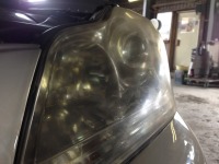 トヨタ18マジェスタ ヘッドライトの黄ばみ・くすみ除去でとてもピカピカ！