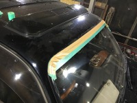 トヨタ80ランクル ルーフからの雨漏り点検とフロントガラス縁の色剥がれを修理‼︎