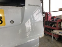 働く車スバルサンバーリヤゲートのプクプクサビを簡易的方法で板金塗装修理‼︎