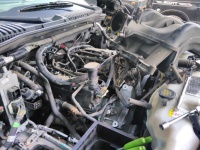フォード　エクスプローラー　エンジン振動の修理