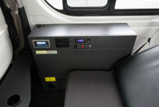 車内に装備するサブバッテリーとFFヒーターなど電装アイテム!