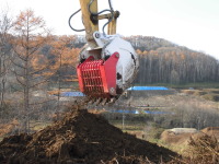 すき取り土を前処理ふるい用シェイクハンドバケットで排出・処分費削減