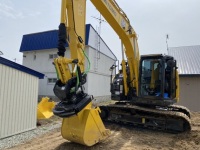 住友建機油圧ショベルのSTEEL WRISTチルトローテーター取付例