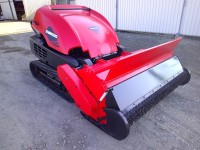 中古コマツゼノア搭乗式草刈ハンマーナイフモアZHM1520 2,374hr