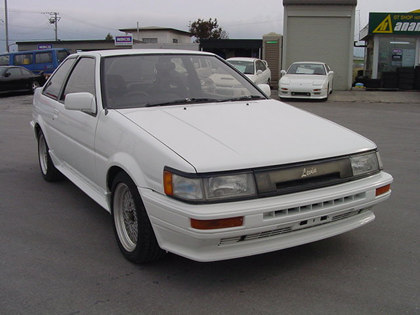 Ae86カローラレビン 後期 Gt Apex 錆処理 オールペン済 中古車 販売車輌 交通事故修理 キズ サビ ヘコミ板金塗装専門店 北海道南地域 株 ラルフ函館店 Do Blog ドゥブログ