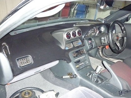 S１３・１８０SX・メーター取り付け他・内装完了！｜交通事故修理