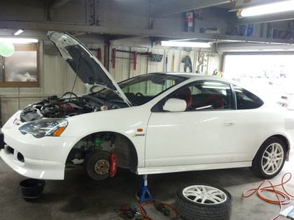 Dc5 インテグラtype R フルチューン作業進行中 交通事故修理 キズ サビ ヘコミ板金塗装専門店 北海道南地域 株 ラルフ函館支店 Do Blog ドゥブログ