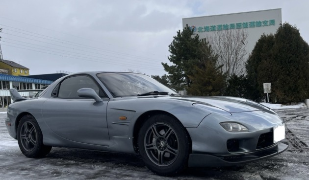 RX-7(FD3S)のヘッドライトバルブLED変更してユーザー車検代行