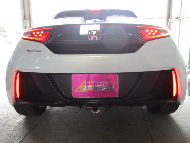 ホンダS660にストップランプ対応LEDリフレクターを取り付け！｜交通