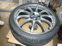 bB/ (新品)１８インチ・アルミホイール・２１５/３５R１８タイヤ・お買い上げ