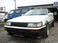 AE８６レビン　後期の前期形状のフロントリップを付けました