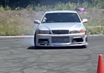 メンテナンス復活させたN様JZX100チェイサーのドリフト走行写真