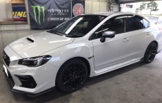 スバルWRXの気になる塗装剝がれ/欠け箇所をタッチアップ施工！