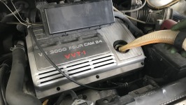 トヨタエスティマ タイヤ交換時期にオイル交換/エレメント交換！