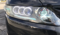ホンダオデッセイに持ち込みの加工済ヘッドライトを取り付け！