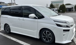 サイドスリップ調整のみ行いヴォクシー80系ユーザー車検代行完了！