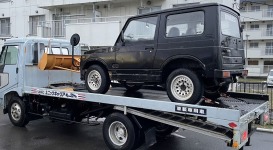 ジムニー除雪車を搬送車で引き取りして排土板の作動トラブル修理