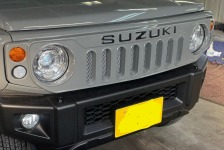64ジムニーに持ち込み社外パーツKLCフェイスグリルSJを取り付け