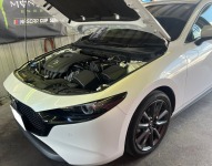 MAZDA3のGSユアサ新品バッテリー持ち込み交換作業ご依頼