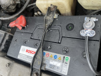 60系ランドクルーザーの持込み(ネット購入/配送先当店)バッテリー交換