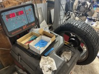 ネット購入STi製ホイールを清掃/バルブ交換して持ち込みタイヤ組み込み＆バランス調整完了！