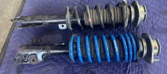 ダイハツウェイクにご依頼者持ち込み品ESPELIR製ダウンサスを交換取付け！