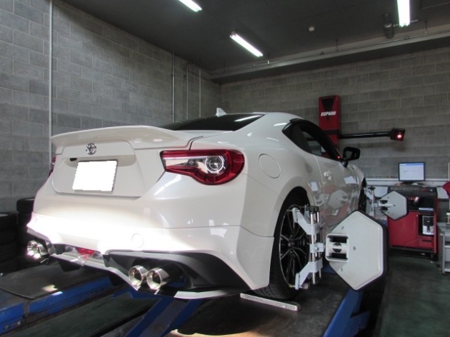トヨタ 86 ZN6 HKS HIPERMAX Ⅳ GT Spec-A 取り付け/アライメント調整 