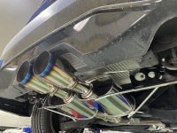 ホンダ シビックハッチバック ＦＫ７ マフラー交換 ＬＥＧＡＭＡＸ Ｐｒｅｍｉｕｍ取付け
