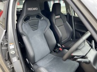 スズキ スイフトスポーツＺＣ３３Ｓ ３型Ａ／Ｔ ＲＥＣＡＲＯ ＳＲ－Ｓ ＵＴ１００Ｈ ＣＧ／ＢＫ取付け