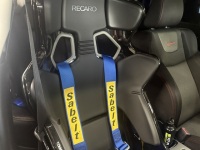 スズキ スイフトスポーツ ZC32S RECARO RMSシートポジション調整／サベルトレーシングハーネス6P取付け