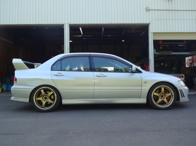 ランエボ７ Ct9a 車高調整で入庫しました 車のチューニング ワンオフパーツ製作 テクニカルガレージメイクアップ Do Blog ドゥブログ