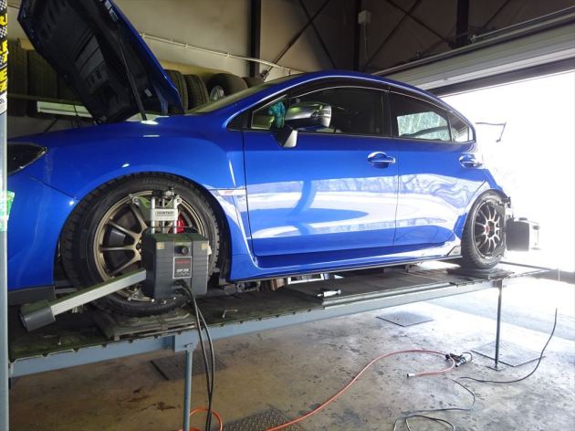 Wrx Sti Vab Ej Blitz 車高調取付 納車しました 車のチューニング ワンオフパーツ製作 テクニカルガレージメイクアップ Do Blog ドゥブログ