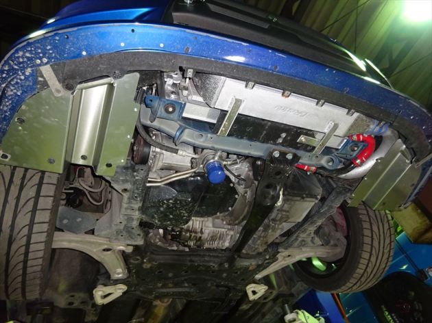ランエボ10 CZ4A 4B11 オクヤマ アンダーカバー 取付！｜車の