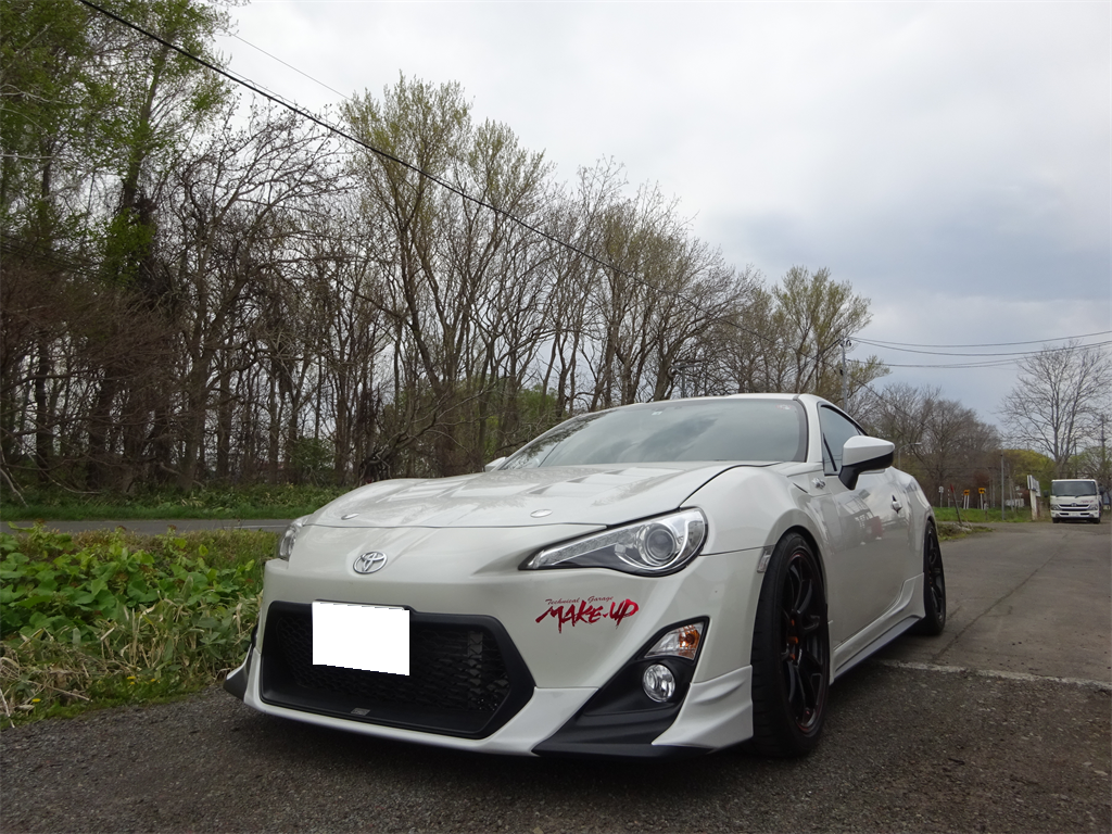 トヨタ 86 ZN6 40th Anniversary Fair 展示へ 入庫です！｜車の