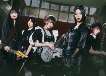 BAND-MAID　ツアーファイナル　東京ガーデンシアター　開演です！