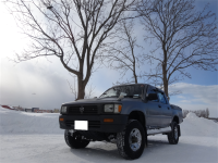 ハイラックス　LN107　3L　ダイナモ交換です！