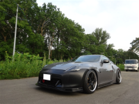 フェアレディZ　Z34　VQ37HR　プラグ交換＆AC　点検ガス充電です！