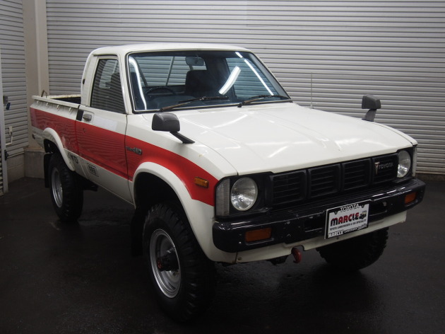 希少！昭和55年式 RN36ハイラックスシングルキャブ4WD ベンチシート 