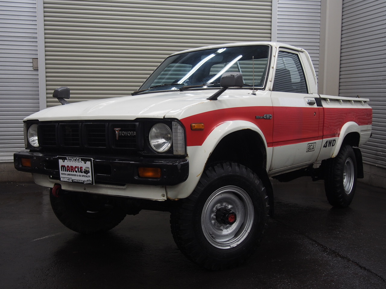 希少！昭和55年式 RN36ハイラックスシングルキャブ4WD ベンチシート
