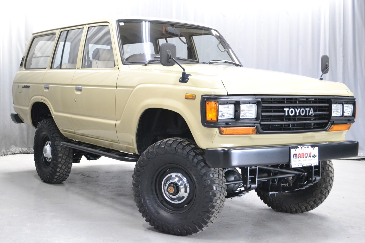 トヨタ ランドクルーザー（ランクル）専門店 中古車/買取 札幌のMARCLE