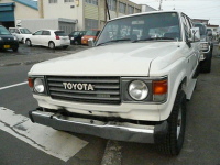 ランクル６０の希少車入庫！！こりゃ〜珍しい。