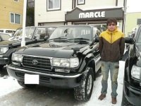 Y様にランクル80を納車させていただきました。