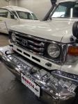 ハイエース納車準備中です!ランクル70販売に向け調整中♪