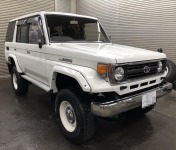 N様ランクル77ハイリフト準備完了！！新品クロスカントリーが抜群のマッチ！！！