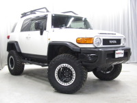 FJクルーザー入庫！6インチリフトアップ！US仕様！！KING OFFROADリフトアップショック！カスタム多数！