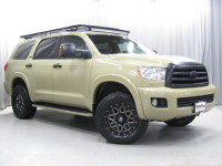 2009年式セコイア4WD！リフトアップ＆ワンオフルーフキャリアなどカスタム多数！
