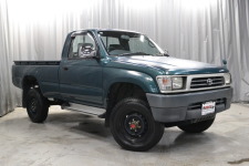 ハイラックス４WDシングルキャブ一方開き！３Lディーゼル５速マニュアル本州仕入！走行１８万キロ！